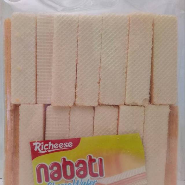 

RICHEESE NABATI WAFER KEJU / COKLAT