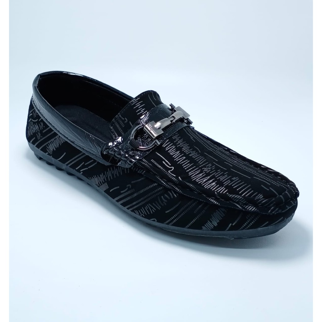 Sepatu Pansus Cowok Fashion  9758