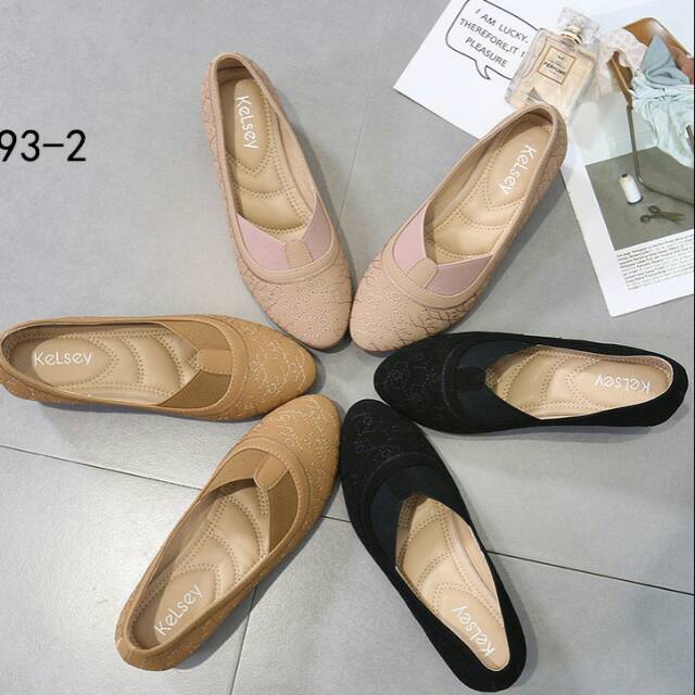 Sepatu wedges wanita Top Seller merk Kelsey Wedges