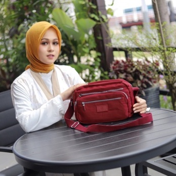 GUDIKA - Tas Selempang Wanita Keren Import Original 5066 - Tas Wanita Selempang Bahu Kekinian Terbaru Bahan Nylon Waterproof Anti Air - slingbag - tas mini - bag - cewek - imut - fashion - branded - santai - tas - slempang - termurah - ori - wanita