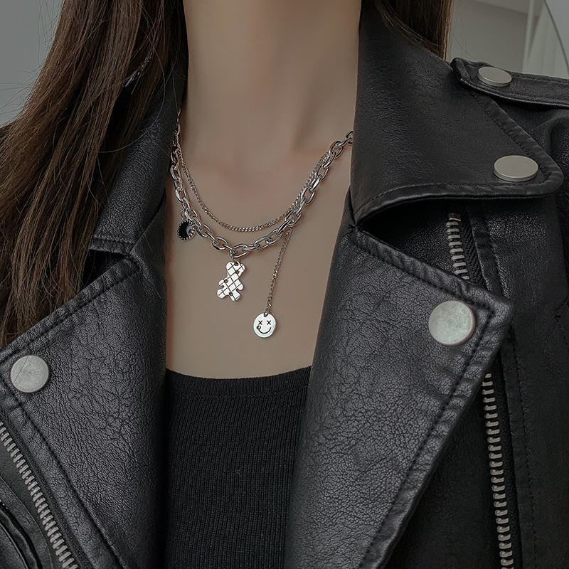 Kalung Model double layer Bahan metal Aksen Berlian Imitasi Gaya retro Korea