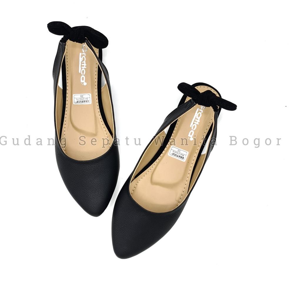 URY.131 ◦ Gratica Sepatu Wanita Sandal Flat Tali Pita MA 045