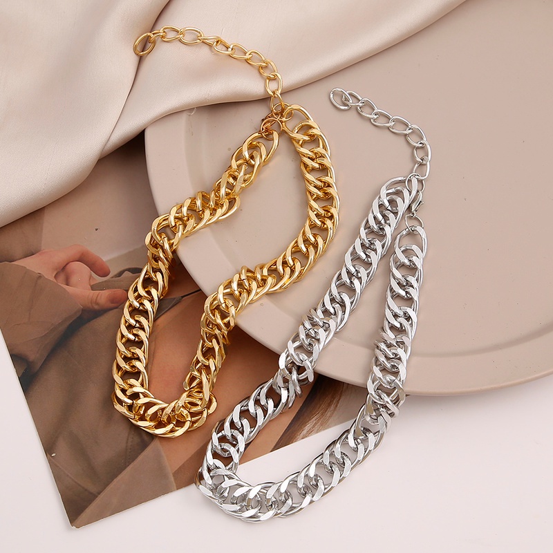 YEEZII Kalung Choker Rantai Tebal Warna Emas Silver Gaya Retro Untuk Wanita