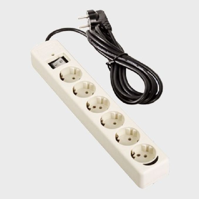 

Loyal Stop Kontak + Kabel 3M (6 Lubang) (LY-236KB3) (SNI)