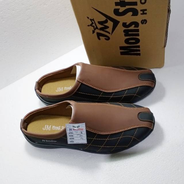 SEPATU SELOP PRIA JM MONS STAR SL01, (size 39-43) ,hitam/mocca