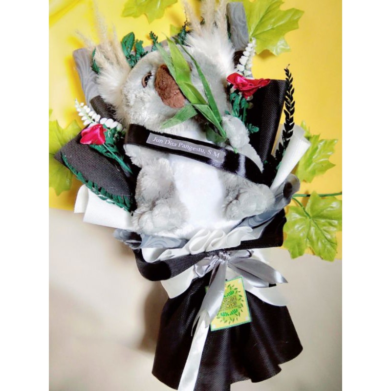 Buket Boneka/ Boneka Wisuda/ Buket Koala/ Buket Wisuda/ Buket Bunga/ Bucket Boneka/ Bucket Sidang