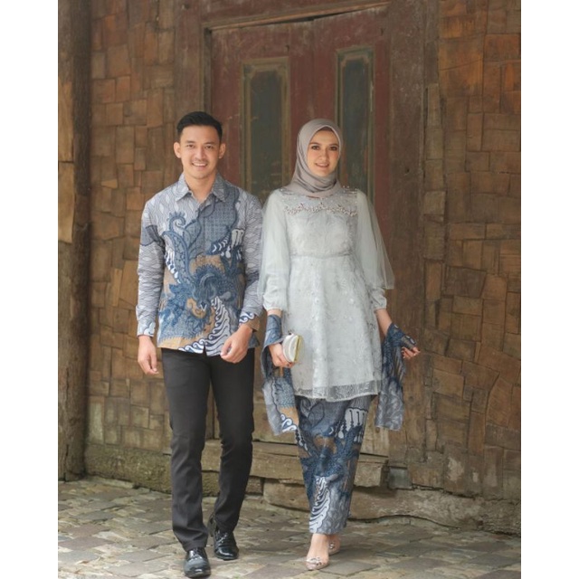 Batik Couple Kebaya Modern Kebaya Tunangan Lamaran Baju Wisuda Batik Brukat Terbaru-6