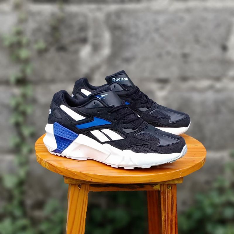 REEBOK AZTREK 96 WHITE BLUE ORIGINAL