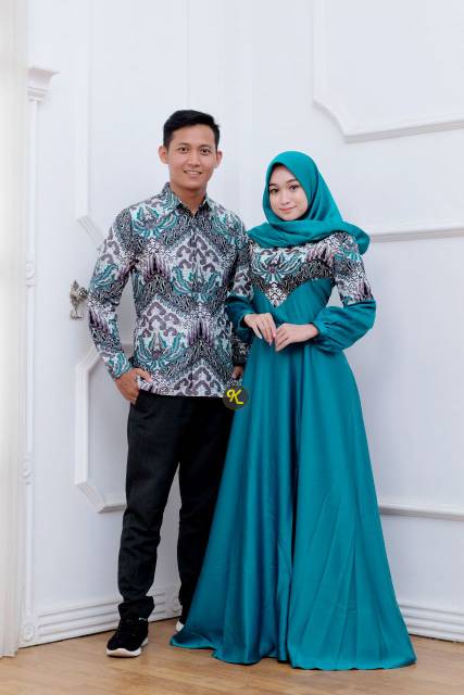 COUPLE GAMIS BATIK ,COUPLE MUSLIM, SARIMBIT BATIK KONDANGAN ,LENGAN BALON