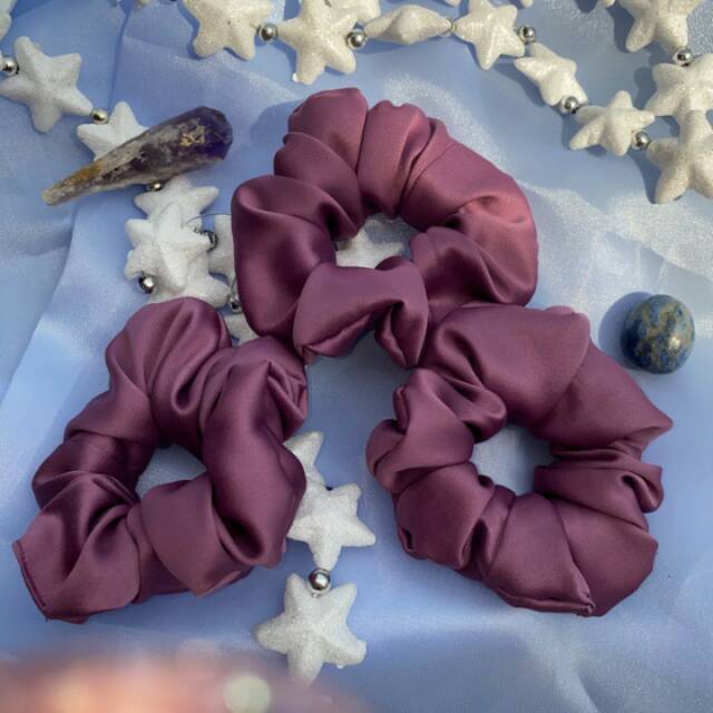 

Mauve Tape Satin Scrunchis
