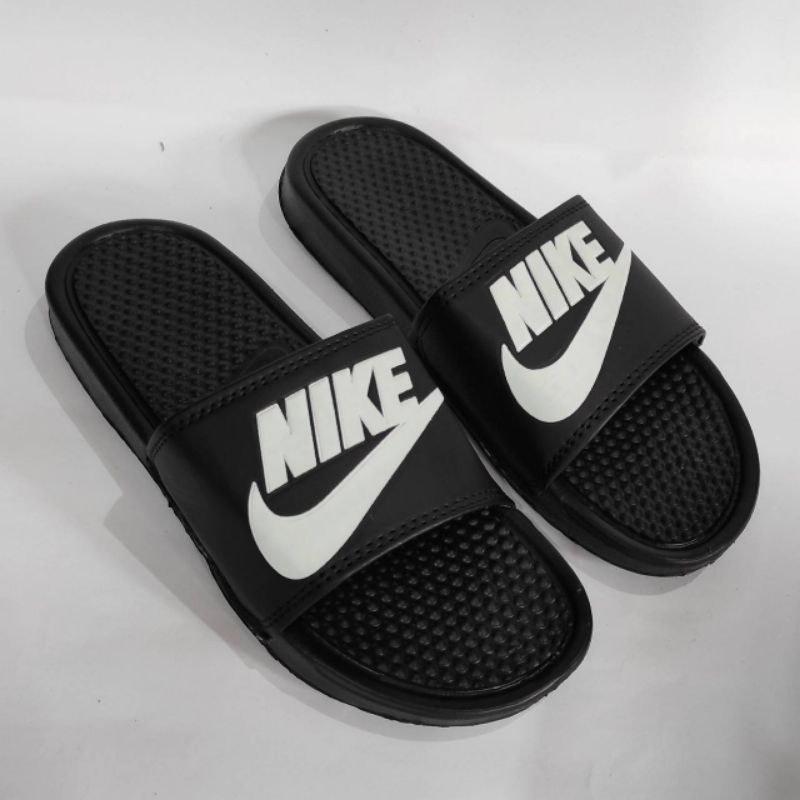 SANDAL NIKE COUPLE, SANDAL SLIDE PRIA/WANITA, SANDAL NIKE BENASSI SWOOSH UNISEX, SANDAL NIKE WANITA