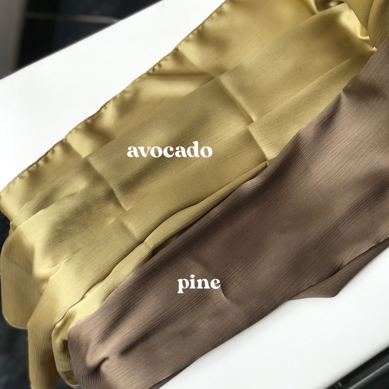 Pashmina Premium Satin Silk Malaysia Textured Crinkle (JAHIT TEPI KECIL SUPER RAPI)-Avocado