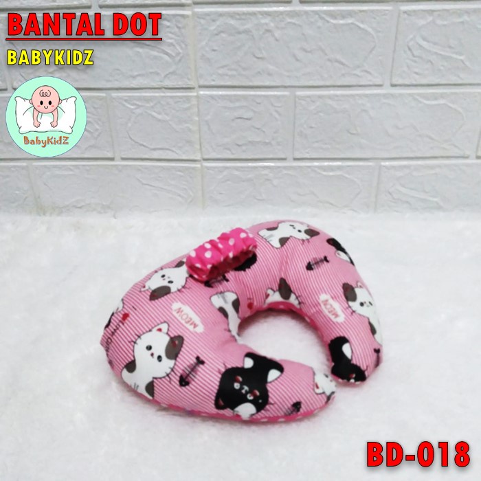 Bantal Dot Bayi Penyangga Botol Susu Motif Karakter