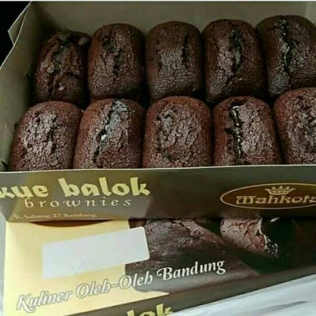 

Kue Balok Brownies Mahkota Bandung Coklat Greentea/Cemilan Kue Balok Coklat Lumer Oleh Oleh Bandung Kue Balok Greentea