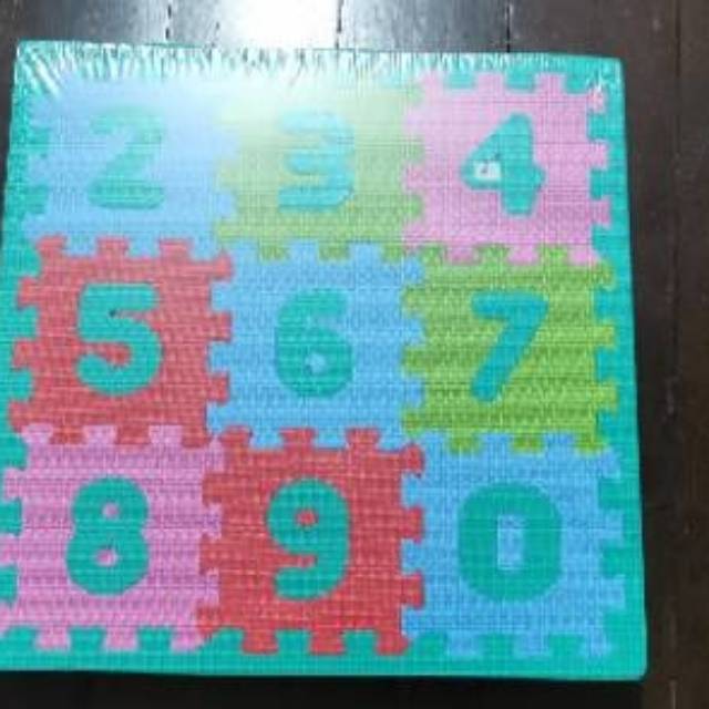 10x10 Puzzle busa lantai huruf angka mat edumats besar 