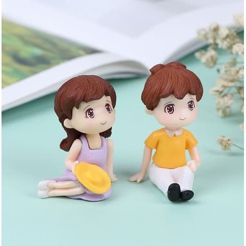 Miniature Lover Figures - Lovers Couple Figurines #17 (2pcs)