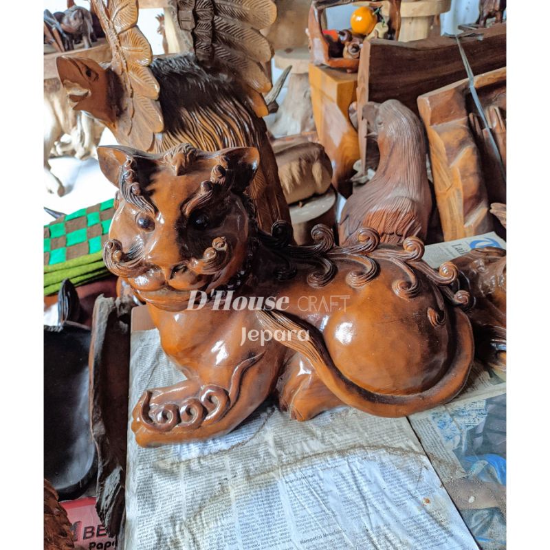 Patung Kilin Kayu Trembesi Solid