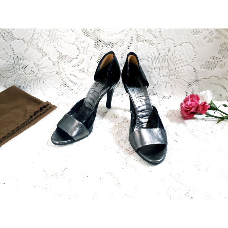 Preloved sepatu wanita Heels merk Gucci ori