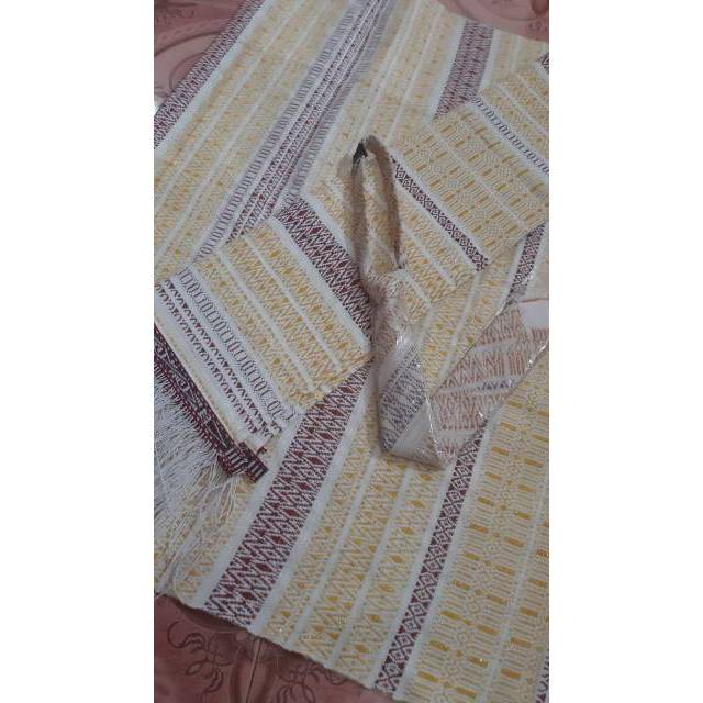 Bahan Songket Tenun Sarung dan Selendang Pucca Warna Gold Songket Pengantin Batak Toba