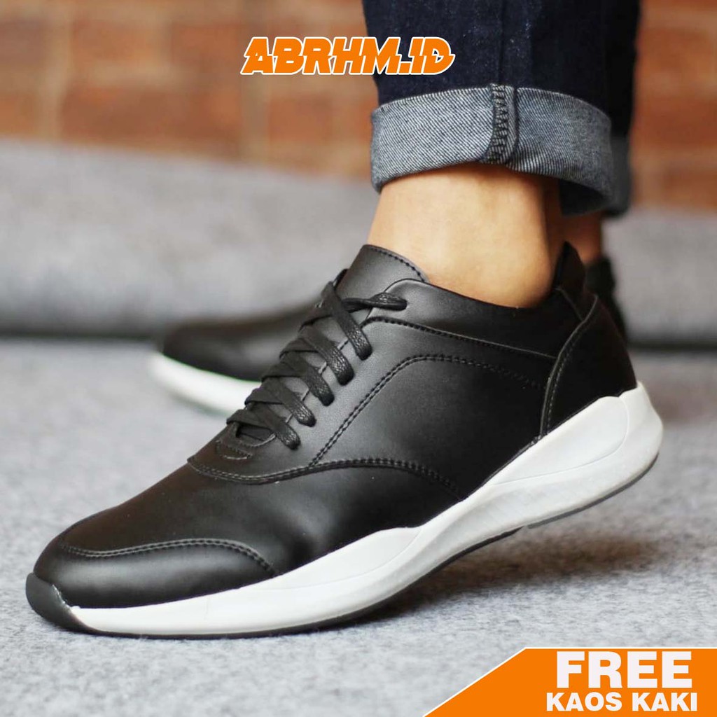 MOGIL Sepatu Sneaker Pria Sepatu Pria Casual Sepatu Sneakers Cowok / Cowo Ori Sepatu Kasual Kerja Kuliah Kondangan Gaya Santai Keren Kekinian Original Murah Terlaris