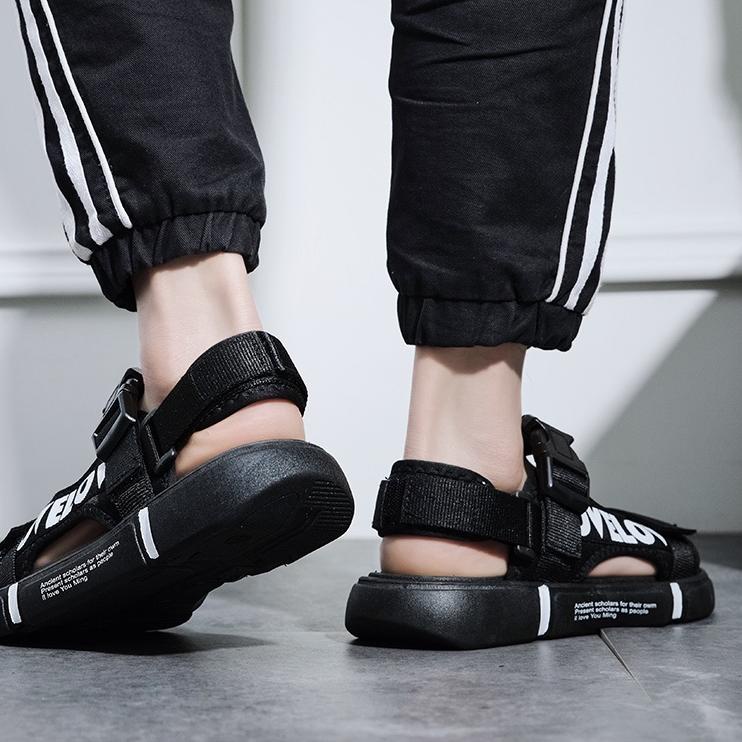 7OI7 BIG PROMO Sandal Gunung Kasual Pria Korea Modern Asli Sandal Pria Sandal Pantai Hiking Outdoor 