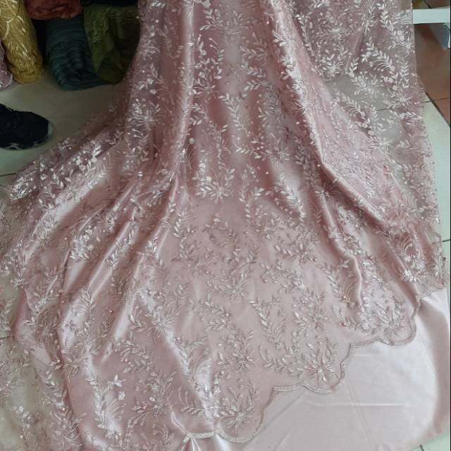 Bahan Kain Tile Motif Daun Mutiara