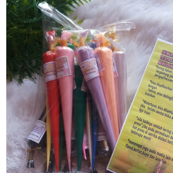 

Henna craft hena benda Tinta timbul textile kain aman dicuci berulang 1 paket 19 warna lengkap