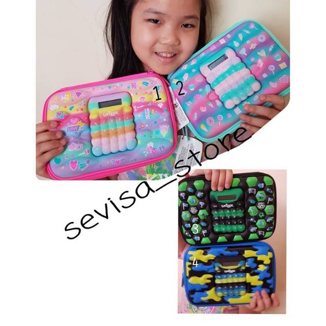 

Kotak pensil Smiggle kaltulator Blend Up