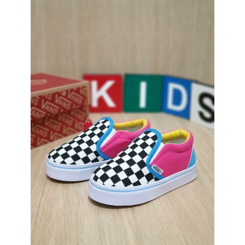 sepatu anak perempuan Vans Slip On Checkboard Pinky Blue