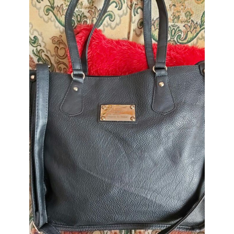 tas Tote hitam brand DONKIE MANIA