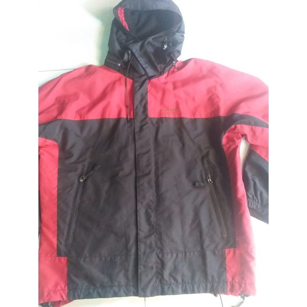 jaket warna merah hitam