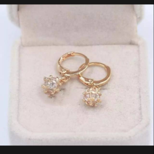 Anting gantung mata bola xuping