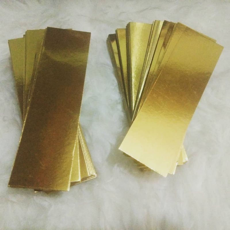 

Alas Gold Uk.17x5 cm isi 1 lusin