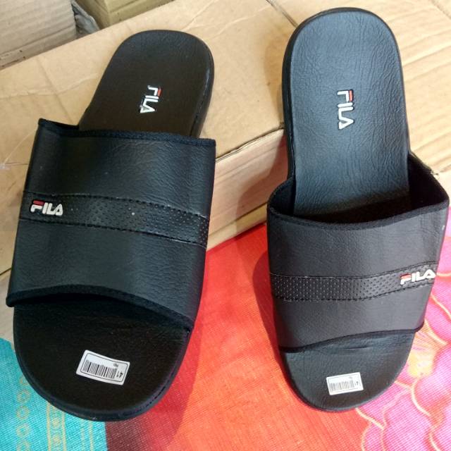 Sandal Fila Hitam