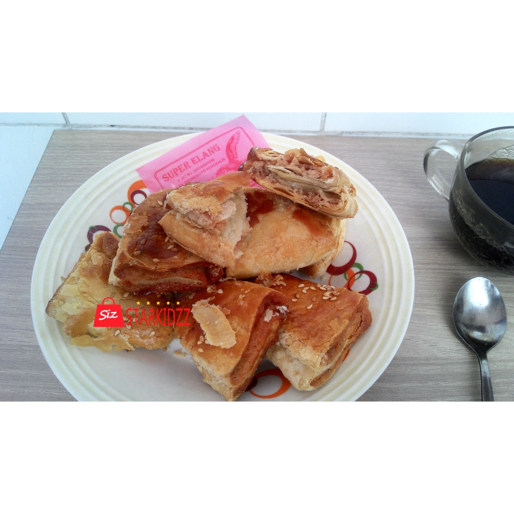 

KUE SEGITIGA VEGETARIAN SUPER ELANG khas bengkalis 8pcs
