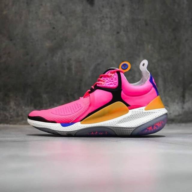 Nike Joyride CC3 Setter Hyper Pink