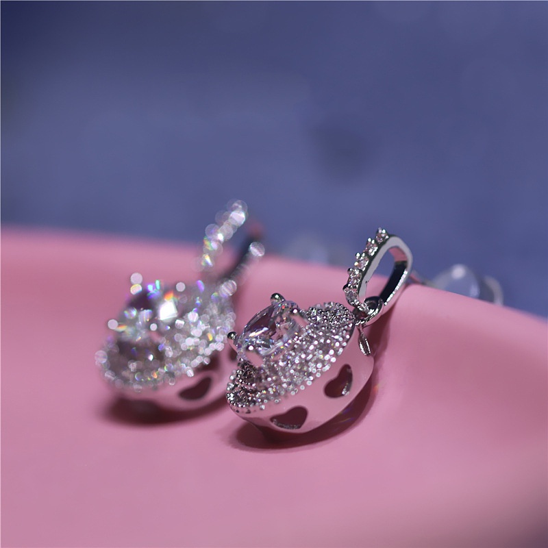 Anting Berlian Zircon Bentuk Bola Bahan Stainless Untuk Wanita
