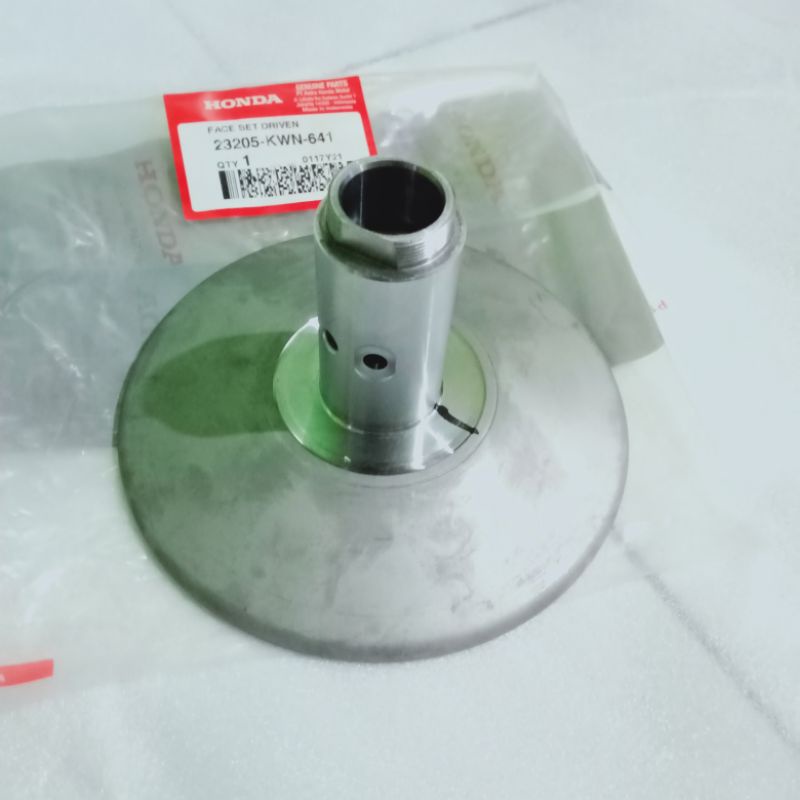 face set driven puli poly poli- Vario 125 old pcx 125 150 old kode part : 23205-kwn-641 ORI ASLI AHM
