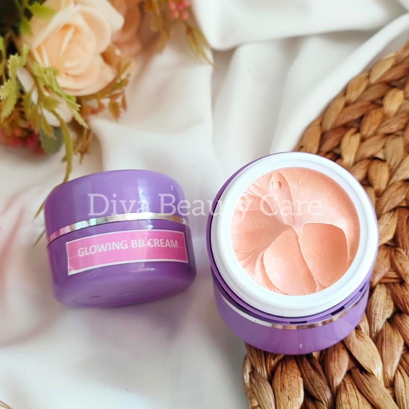 Super Glowing BB Cream SPF 50 / Day Cream Glowing