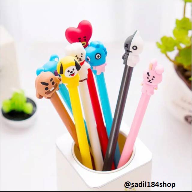 

Pulpen Karakter BTS / Bolpen Gel Cair Bentuk Karakter Kartun BTS KPOP Korea