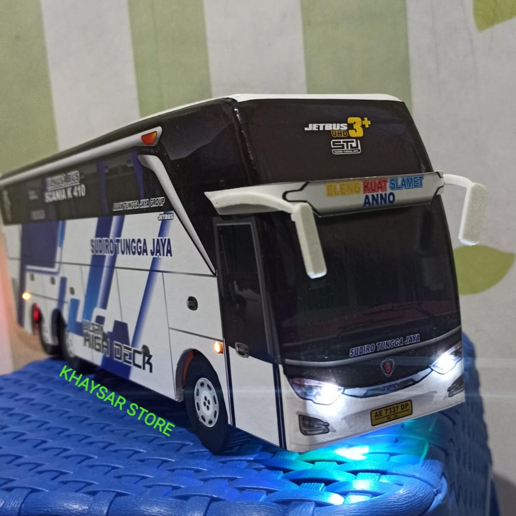 Miniatur bus bis  SUDIRO TUNGGA JAYA UHD  plus lampu