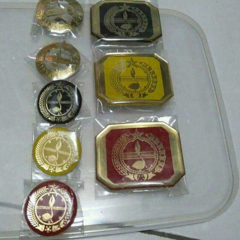 Tanda Topi Pramuka Kuningan