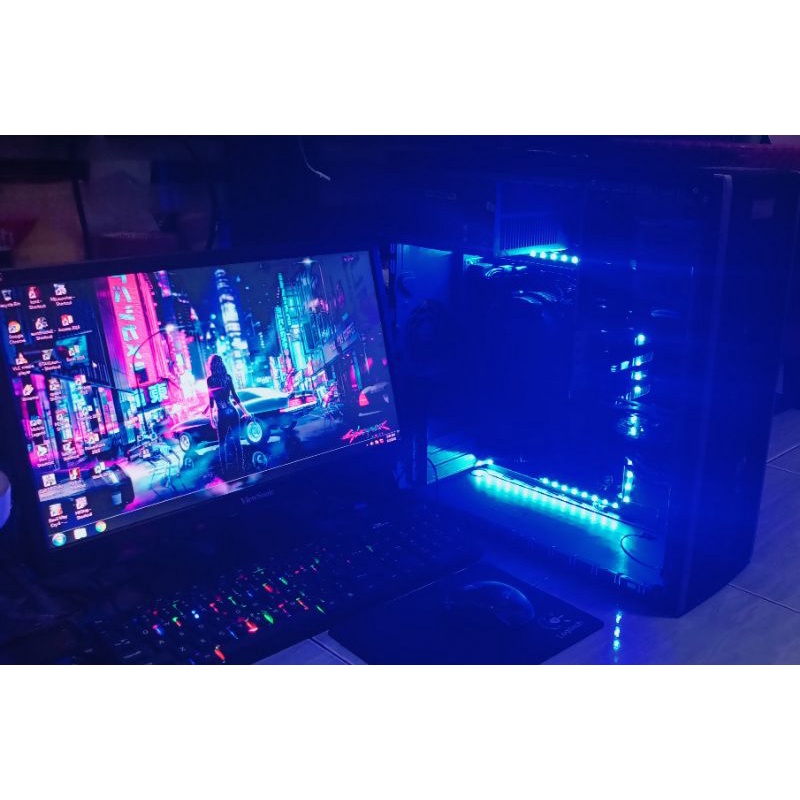 1 set komputer quad core Game Desian Office