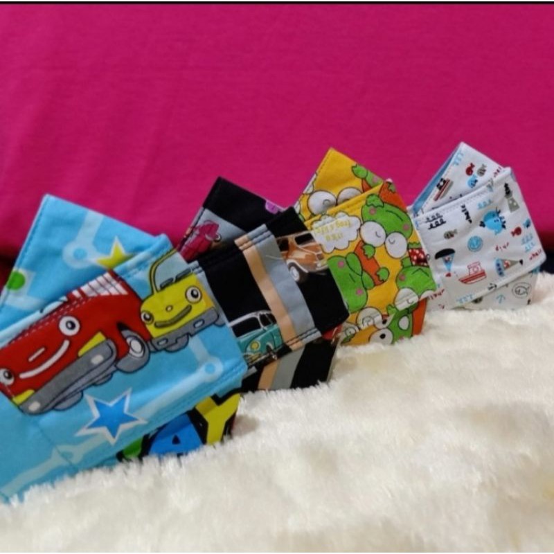 Masker Anak 3D Aneka Motif Lucu