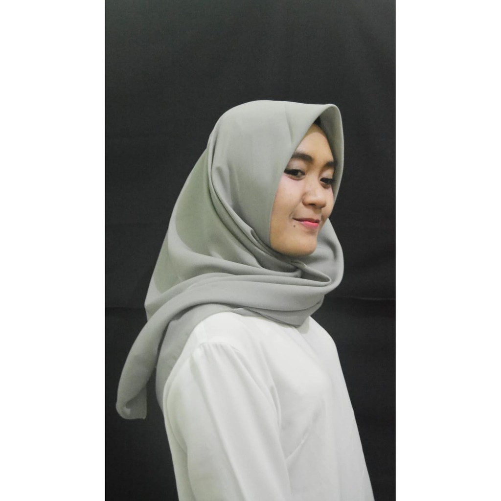ENGGAR HIJAB- Segi Empat Pollycotton Tebal Hijau tosca