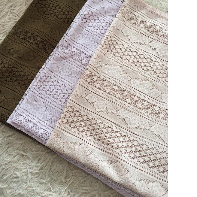 ✻ Kain Brokat Lace Crown Warna Dusty Purple Lavender Coksu dan Hitam ➱