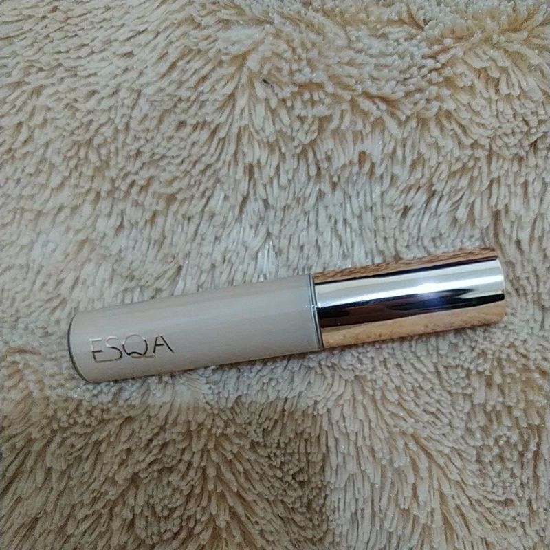 Esqa Concealer - Truffle PRELOVED