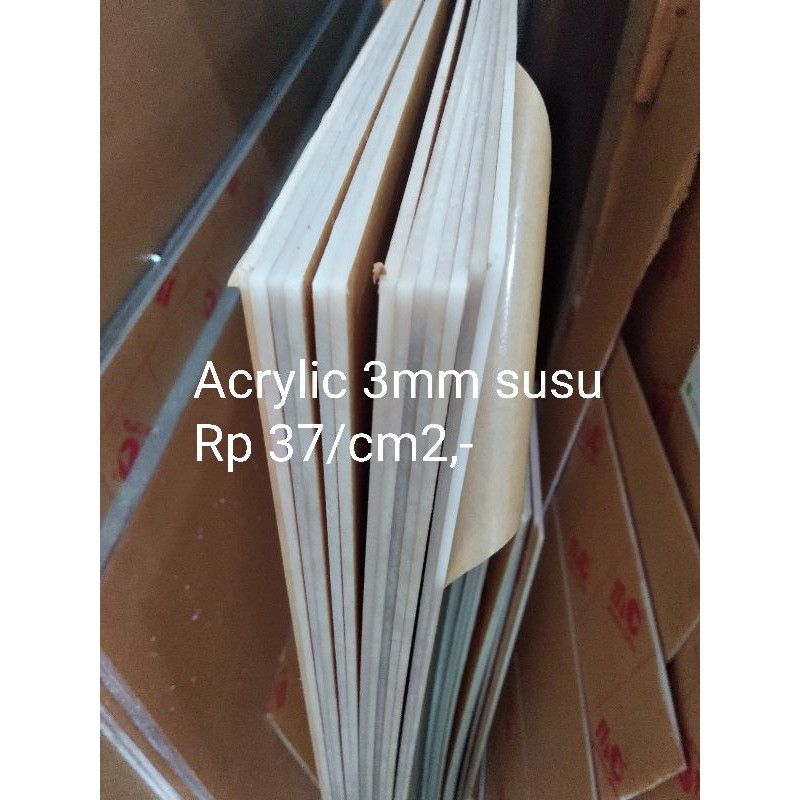 

Acrylic akrilik potongan lembaran 3mm susu ukuran custom