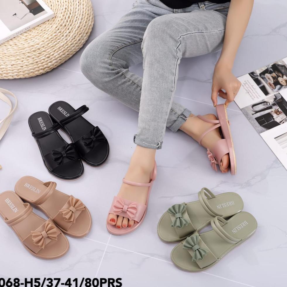 K0B7 Sendal Wanita Kupu-Kupu Breslin 1068-H5 AZB