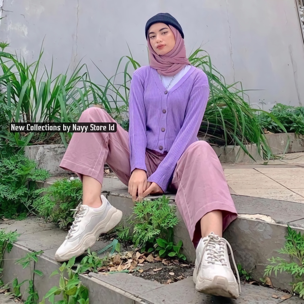 Cardy Cardigan Rajut Crop Basic Outerwear Wanita Kancing Batok  Terbaru 2022 Bahan Rajut Halus Premium Allsize-0